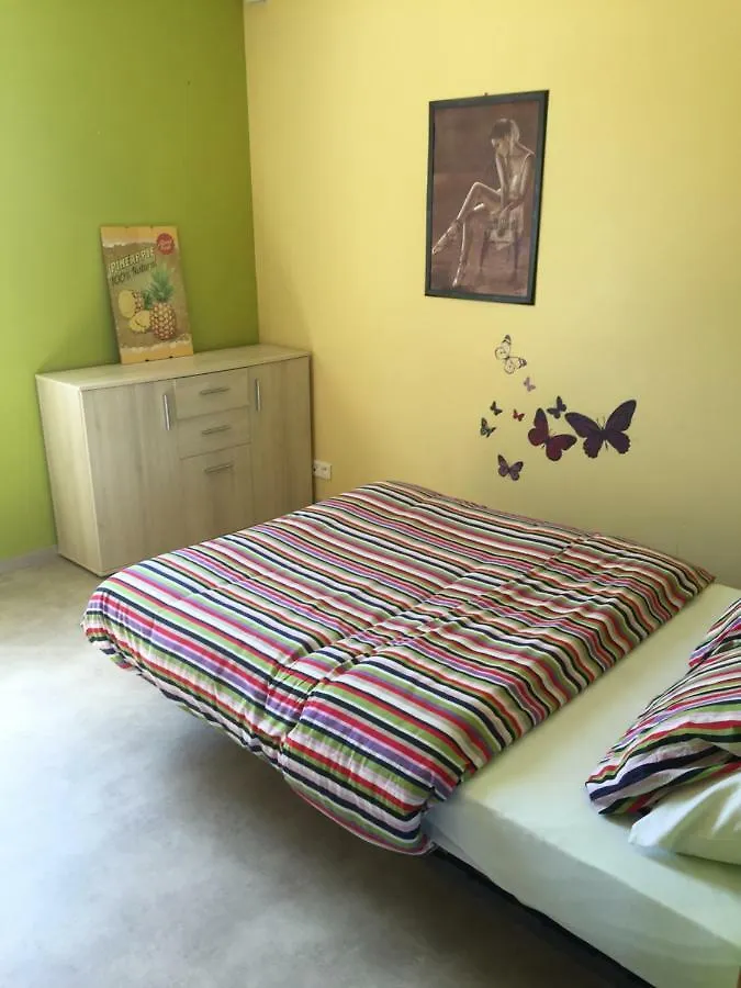 Holiday home Maison Proche Mt St Michel Et St Malo Villa Roz-sur-Couesnon
